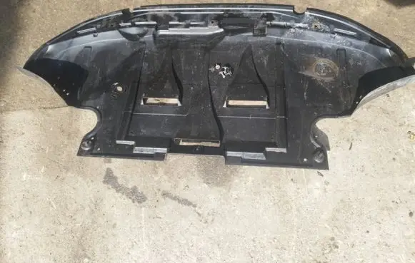 Audi A6 S6 C5 4B Engine splash shield/under tray 4b0863823c