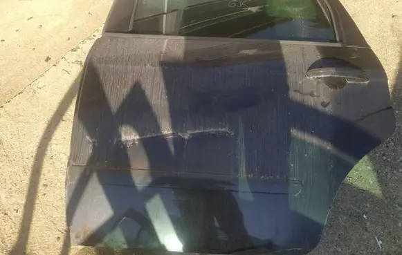 Ford S-MAX Rear door JUODOS