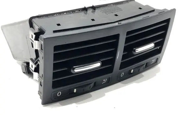 Volkswagen Touareg I Rear air vent grill 7L6819203D