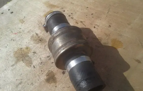 Nissan X-Trail T30 Intercooler hose/pipe