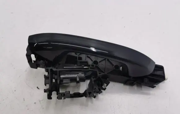 Rear door exterior handle