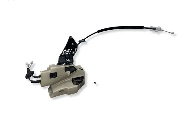 Porsche Cayenne (9PA) Rear door lock 7L5971694A