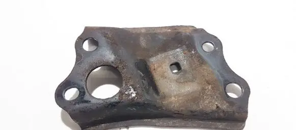 Toyota RAV 4 (XA30) Bracket in trunk/boot 