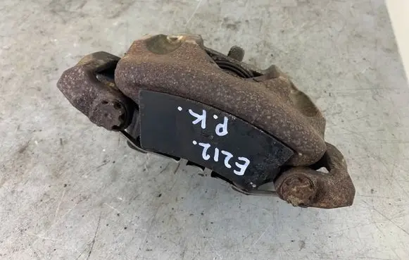 Mercedes-Benz E W212 Front brake caliper