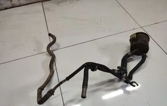 Nissan Almera Tino Power steering hose/pipe/line 