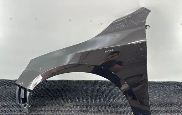 Volvo V60 Fender 31352071