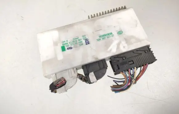BMW 5 E39 Comfort/convenience module 6901225 61356901225