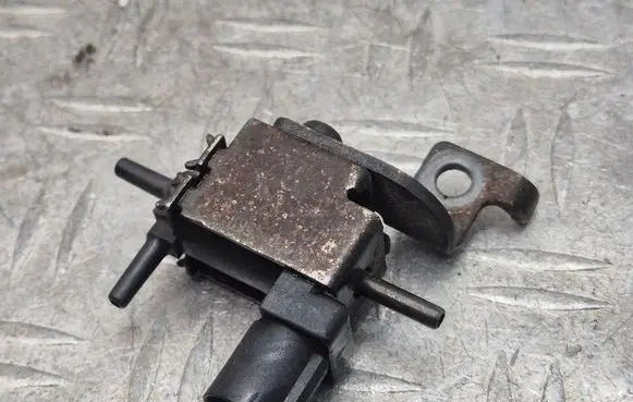 Honda Civic Turbo solenoid valve 1846004560