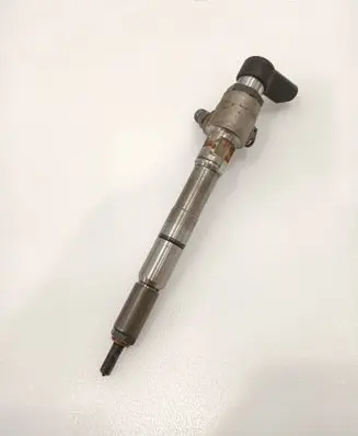 Fuel injector