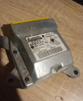 Renault Laguna II Airbag control unit/module 8200138953