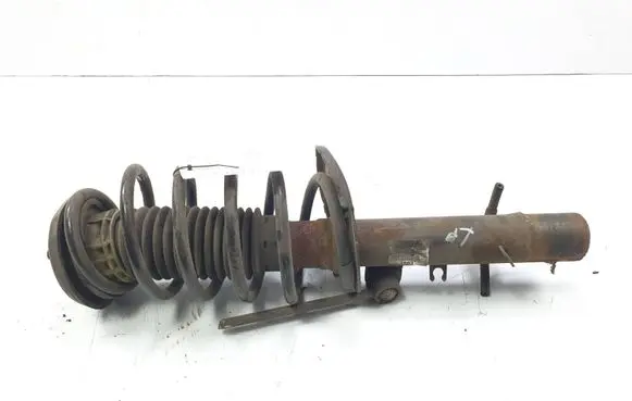 Peugeot 207 Front shock absorber/damper