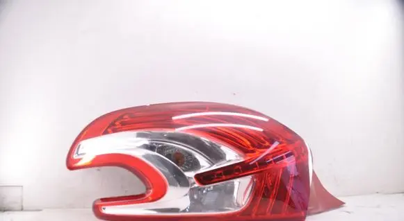 Peugeot 208 I Rear/tail lights 9672628280