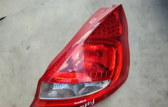 Ford Fiesta Rear/tail lights 8A6113404A 0374D