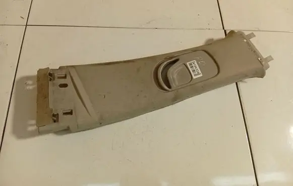 Renault Scenic II - Grand scenic II (B) pillar trim (top) 8200081325