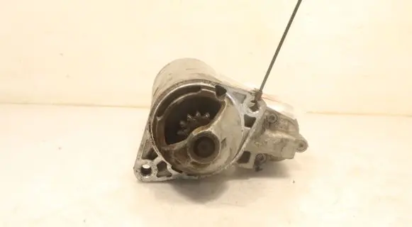 Mercedes-Benz Vito Viano W447 Starter motor 0001139085