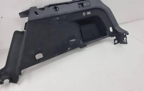 Trunk/boot side trim panel