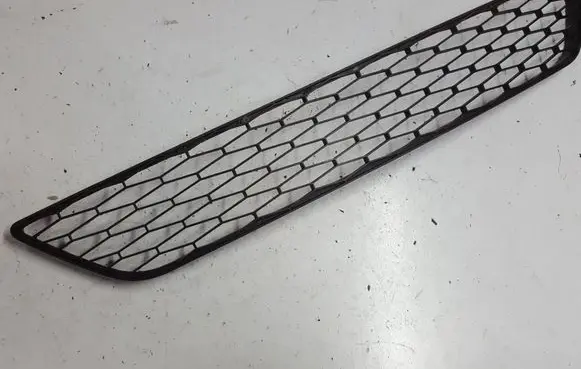 Seat Exeo (3R) Front bumper lower grill 