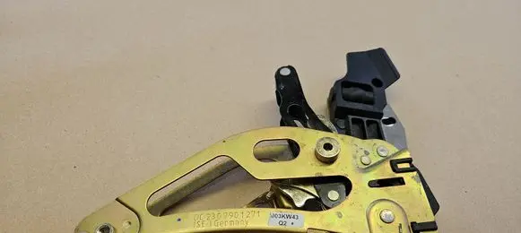 Mercedes-Benz SL R230 Convertible roof hinge 2307901271 A2307901271