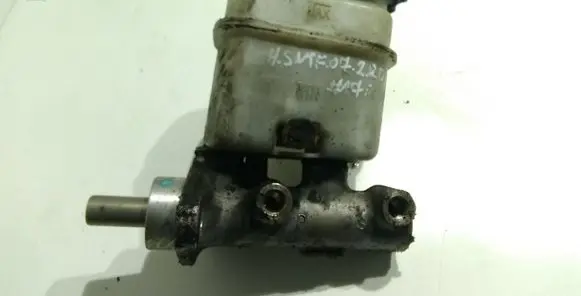 Master brake cylinder