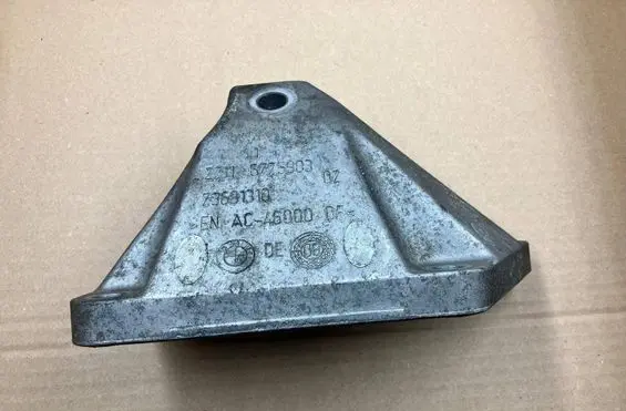 BMW 7 F01 F02 F03 F04 Engine mounting bracket 6775903 73681310 AC46000DF