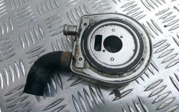 Hyundai Tucson JM Oil filter mounting bracket 