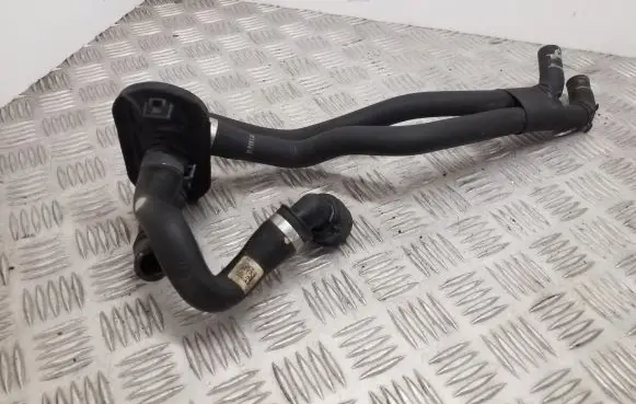 Audi A4 S4 B9 Engine coolant pipe/hose 8W0819332P 8W0122291AC 8W2819350K