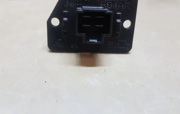 KIA Ceed Heater blower motor/fan resistor