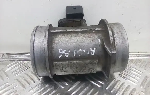 Audi A6 S6 C5 4B Mass air flow meter 059906461M