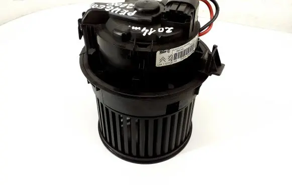 Peugeot 2008 I Heater fan/blower T1013140A