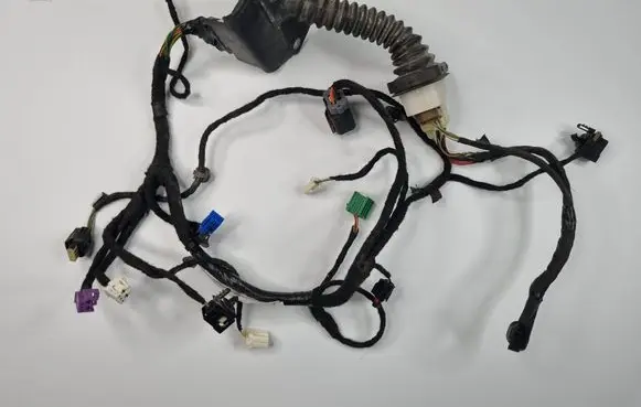 Jeep Grand Cherokee Front door wiring loom P68333606AB 68333606AB