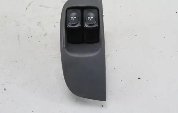 Renault Megane I Electric window control switch 7700429069