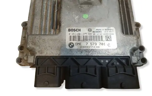 Mini One - Cooper Coupe R56 Engine control unit/module ECU 0261201775 7573701