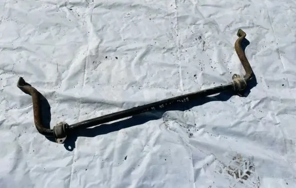 Front anti-roll bar/sway bar