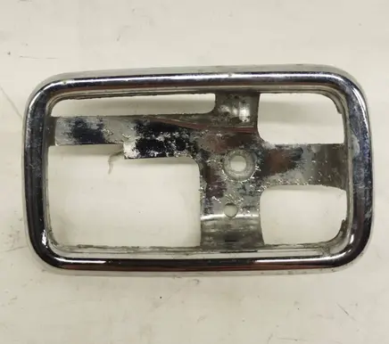 Mercedes-Benz 250 280 W108 Front door handle cover 1087660511 A1087660511