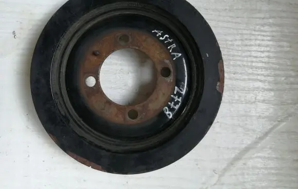 Opel Astra J Crankshaft pulley 8980391730