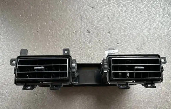 Dash center air vent grill