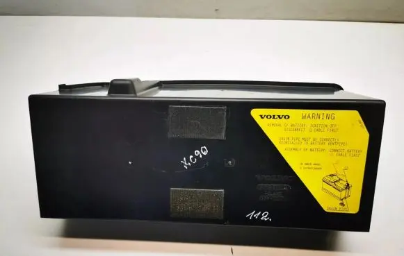 Battery box tray