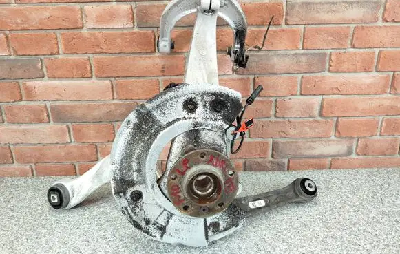 BMW 5 F10 F11 Front wheel hub 6777751