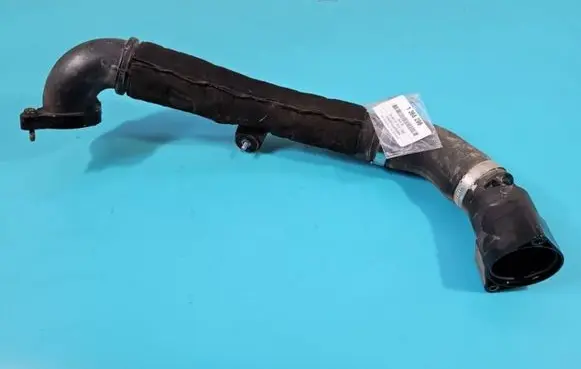 Volkswagen Golf VII Intercooler hose/pipe 04L131111T IMPRK1366296