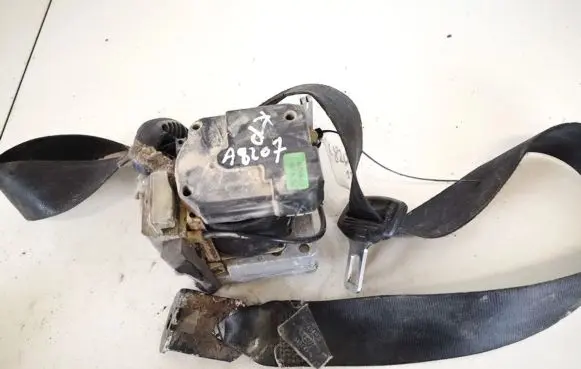 Skoda Octavia Mk1 (1U) Front seatbelt 00064785