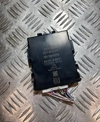 Toyota Yaris XP210 Gateway control module 89111-K0021