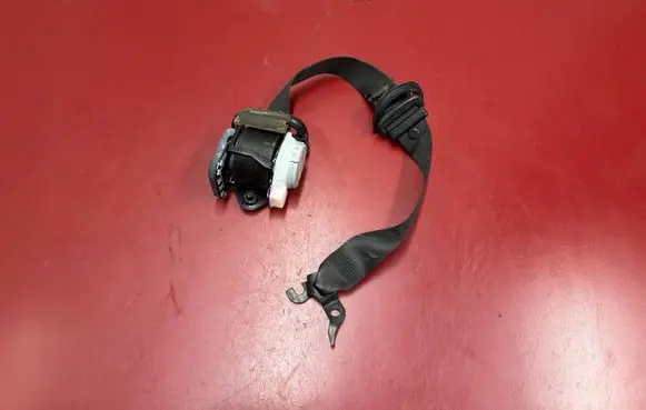BMW X3 F25 Front seatbelt 7367249 S1736724901