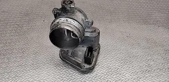BMW 1 E81 E87 Throttle valve 780438401