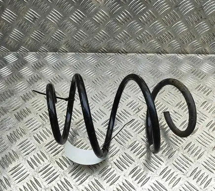 BMW M4 F82 F83 Front coil spring 7847701