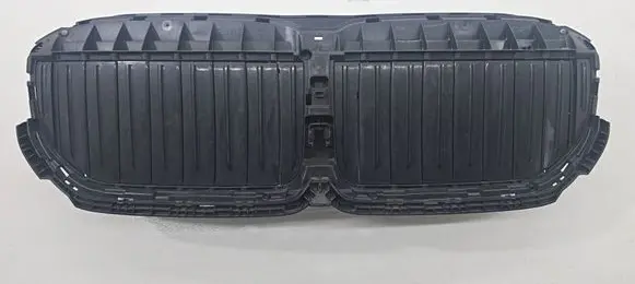 BMW 7 G11 G12 Front grill 18715610