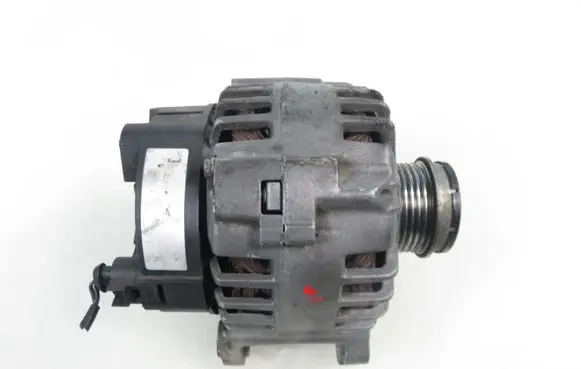 Volkswagen PASSAT B5 Generator/alternator