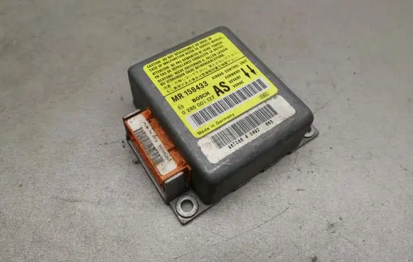 Mitsubishi Carisma Airbag control unit/module 0285001127 MR158433
