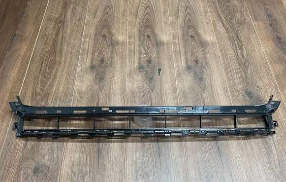 Audi A6 S6 C8 4K Front bumper lower grill 4K0807683A