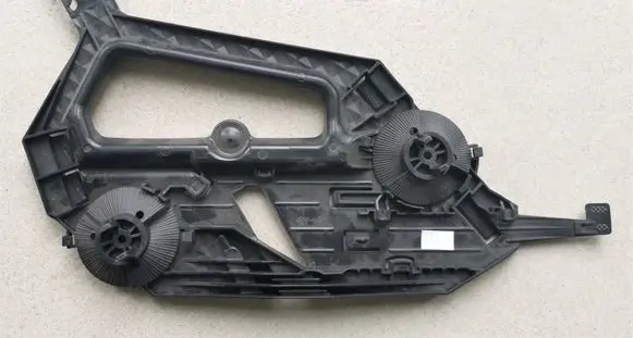 Skoda Octavia Mk2 (1Z) Headlight/headlamp mounting bracket 1Z0941339