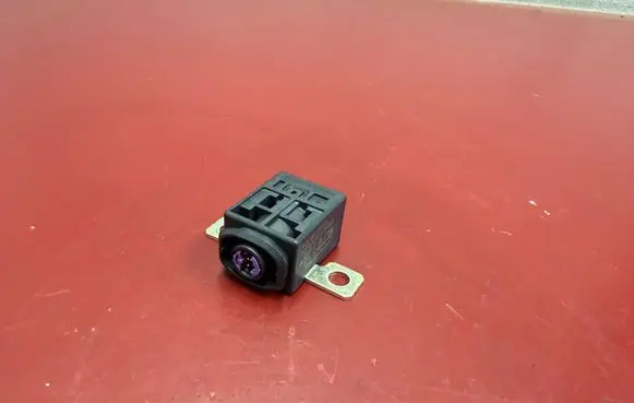 BMW X3 G01 Battery relay fuse 0080P1100017
